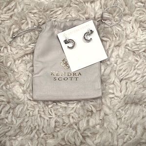 Kendra Scott sterling silver hoops. Open to offers…message me:)